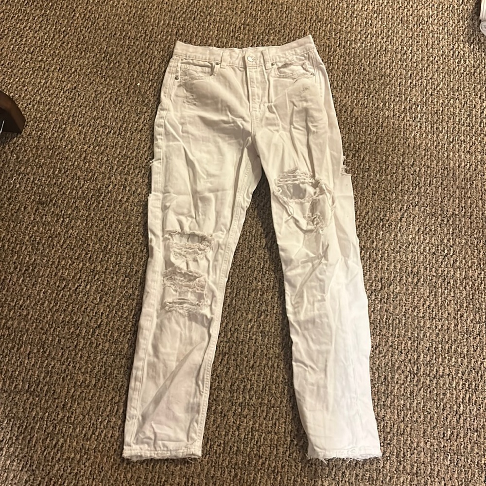 White American eagle mom jean